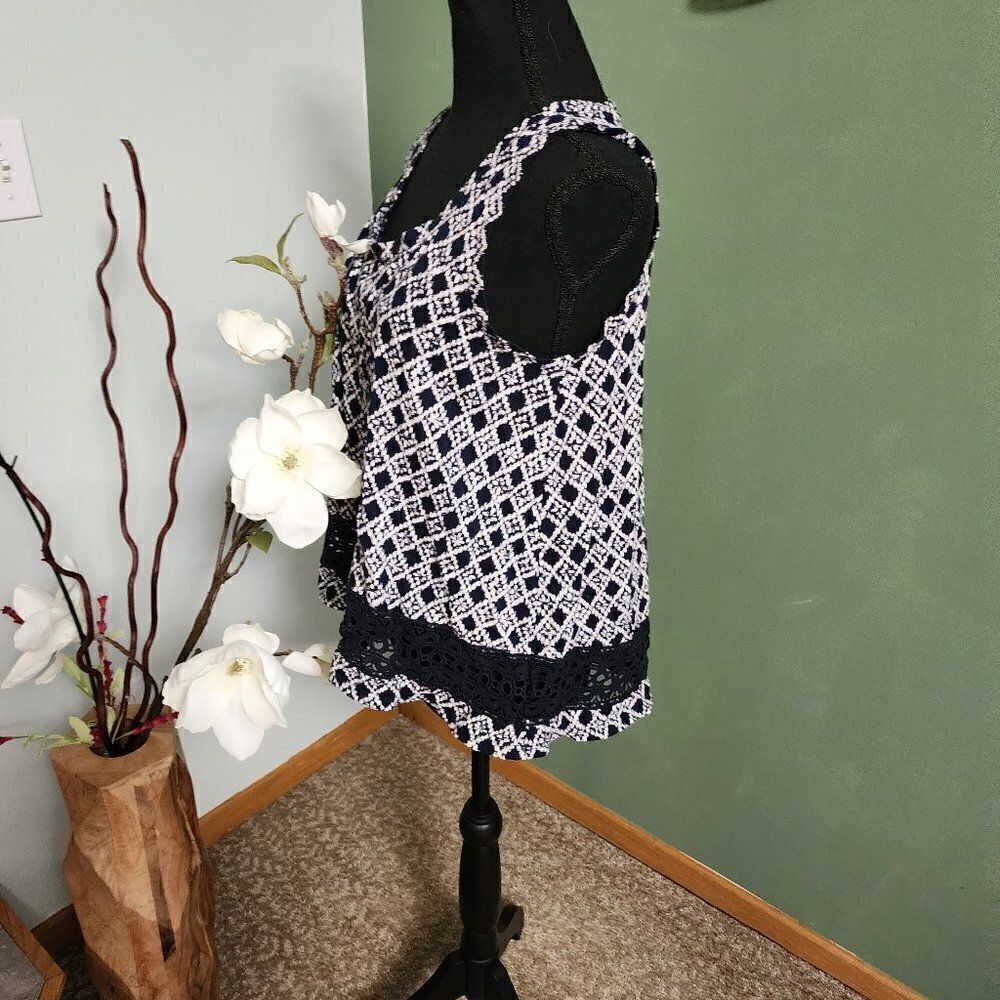 Ann Taylor Loft Women's Navy White Tank Shirt Top Sleeveless Size Medium